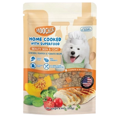 MOOCHIE HOME COOKED Beauty Skin & Coat - Chicken, Pumpkin & Tomato 255g dla psa (przepis z kurczakiem, dynią i pomidorami)